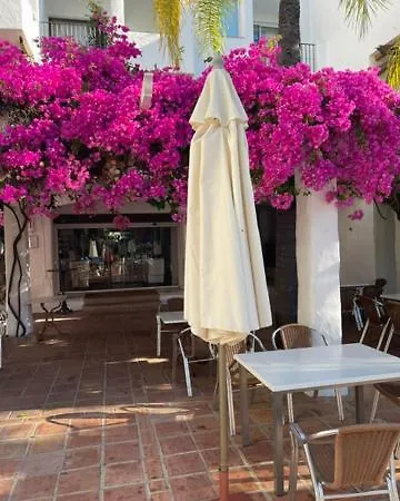 Urb La Alcazaba, Puerto Banus - * Marbellac